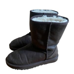 UGG Black Winter Boots with Cream Lining